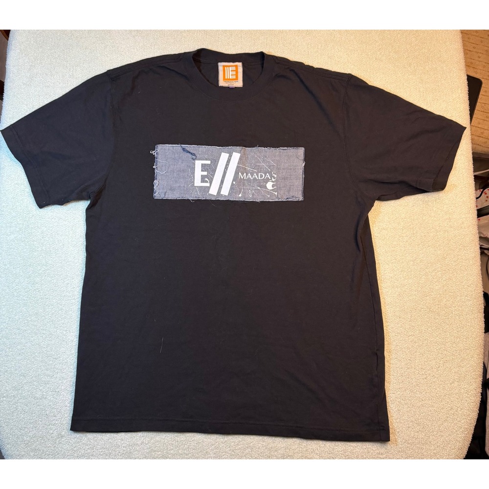 E//MAADA Mens Graphic T-Shirt Black Short Sleeve Denim Patch Logo Size Large